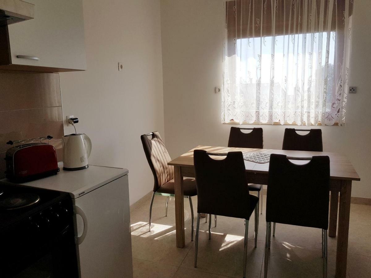 Apartmani Subasic Rubesi Zewnętrze zdjęcie